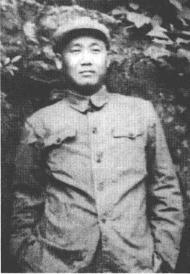 志愿军首长研究战况，秦基伟誓保阵地不丢