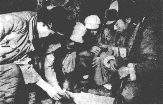 运筹帷幄，集中火力打击美军