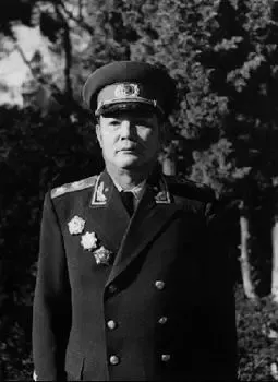 两任国防部长“落马”,有几个细节值得注意! 两任国防部长“落马”,有几个细节值得注意!