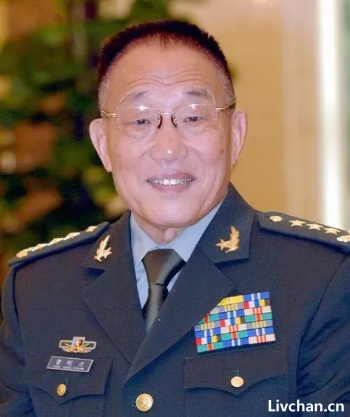 两任国防部长“落马”，有几个细节值得注意！