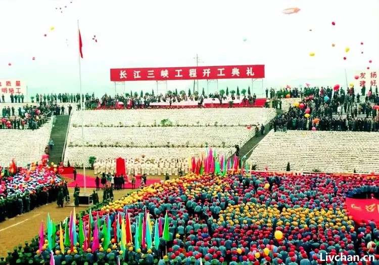 9位专家强烈反对、耗资2500亿建造的三峡大坝，现在怎么样了