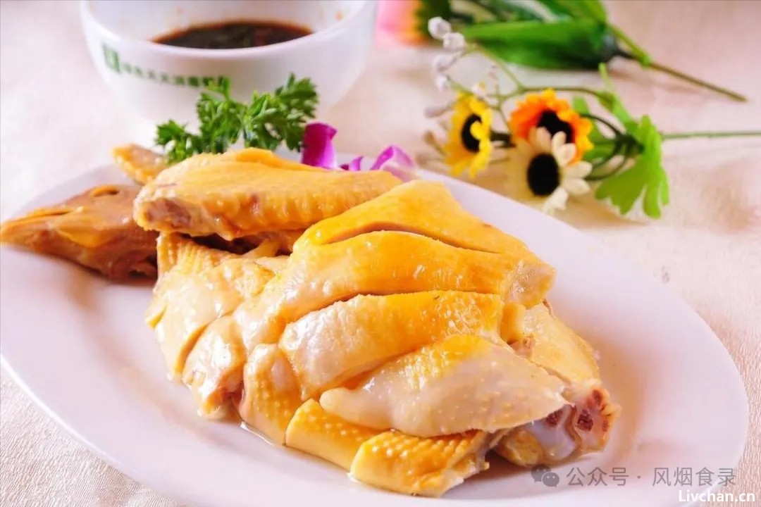 终于知道,扒鸡,烧鸡,卤鸡,熏鸡,白斩鸡,口水鸡之间的区别了 终于知道,扒鸡,烧鸡,卤鸡,熏鸡,白斩鸡,口水鸡之间的区别了