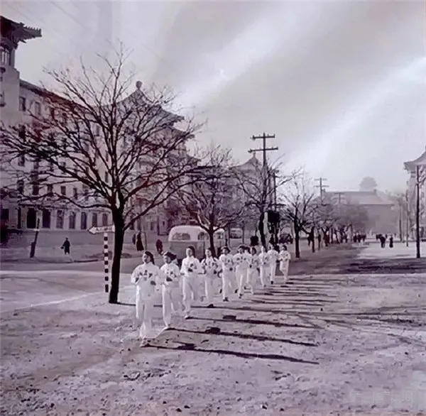 1950年代，拆掉北京城   
