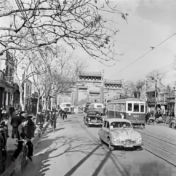 1950年代，拆掉北京城   