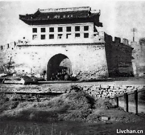 1950年代，拆掉北京城   