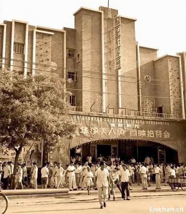 1950年代北京城老照片，拆了好多老建筑