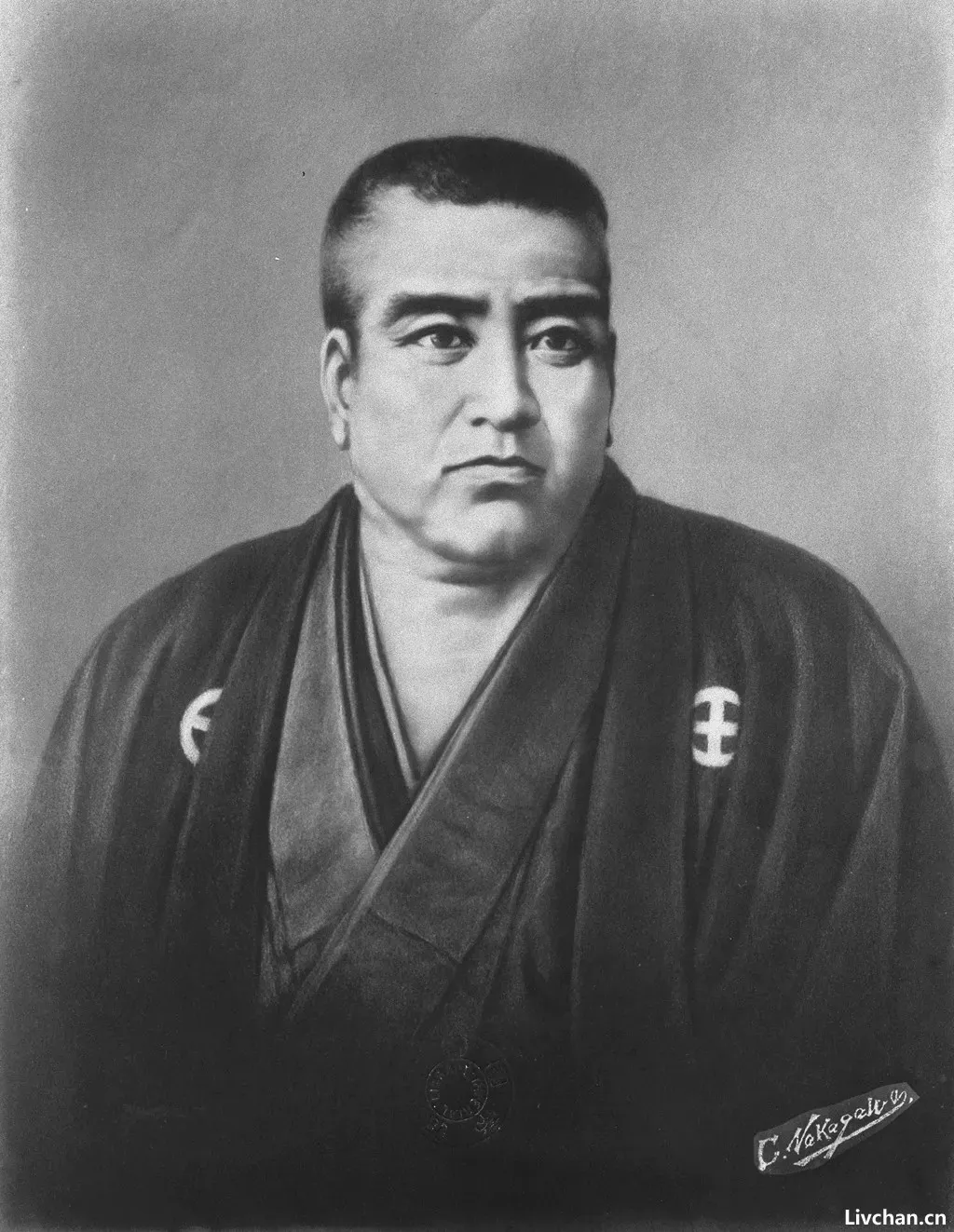日本那么小，为什么总在对外侵略！？