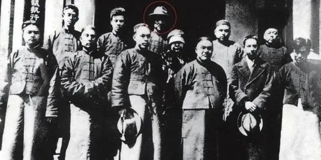 “第一红色特工”潘汉年