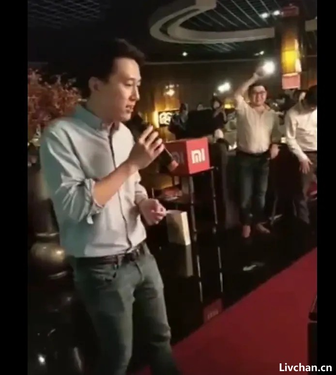 周受资，只剩一条路