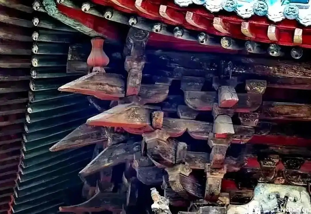 古建中生动有趣的檐角脊饰与檐下角神 古建中生动有趣的檐角脊饰与檐下角神