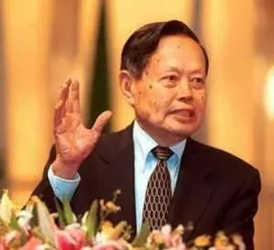 杨振宁如此评价那特殊的十年