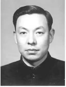 “文革”期间受迫害自杀去世的一些名人
