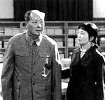 毛泽东说：“是非窝，尽伤人！等我死后人家得把江青整死”