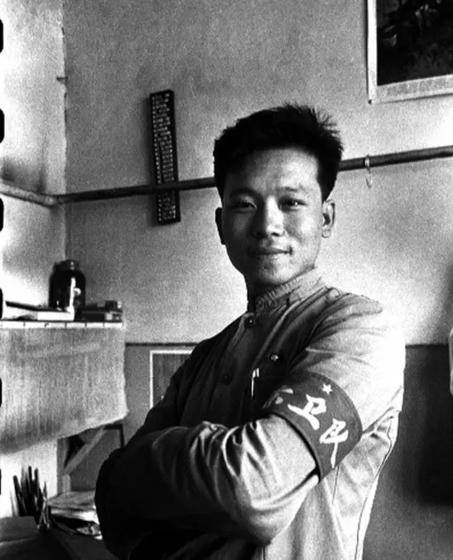 《大海航行靠舵手》及其曲作者的沉浮记