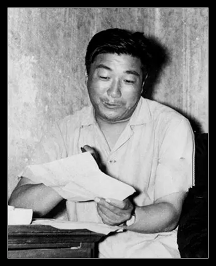 《大海航行靠舵手》及其曲作者的沉浮记