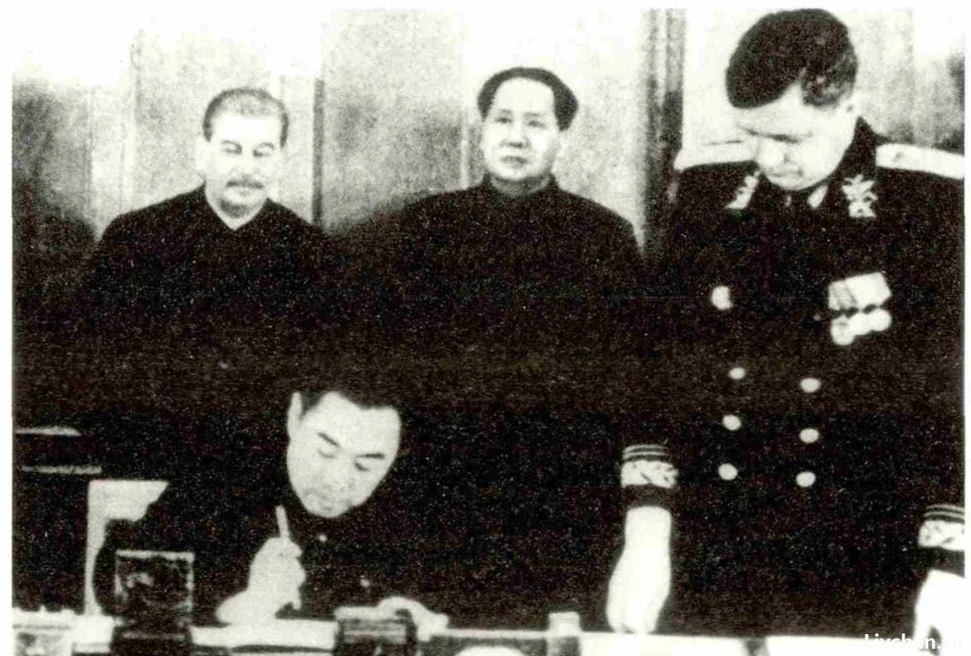 李景贤：一位外交官眼中的毛泽东和斯大林