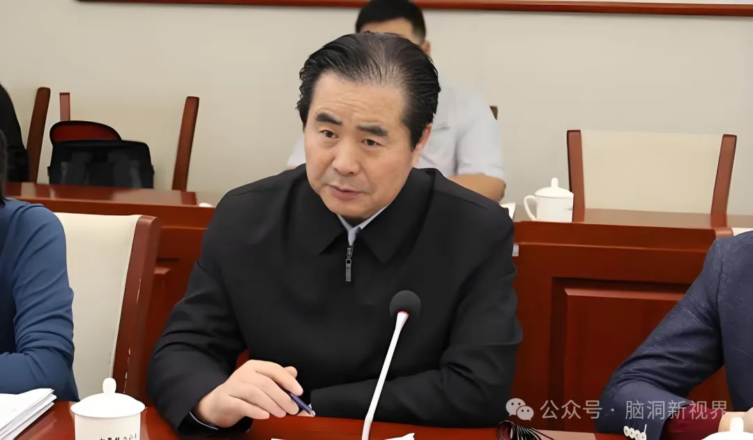 新冠疫苗之父杨晓明谣言与14亿人对疫苗安全的深忧