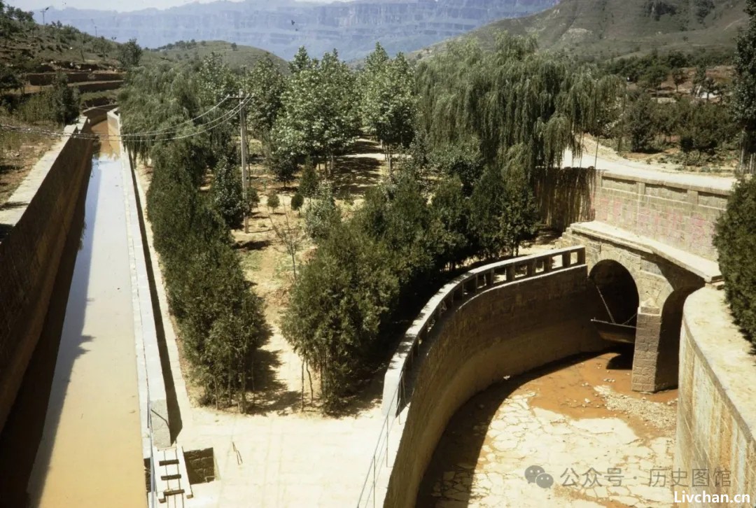 1973年河南林县，42张红旗渠老照片，修建过程震撼人心！
