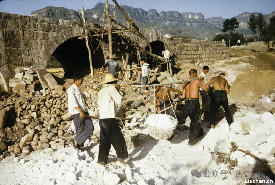 1973年河南林县，42张红旗渠老照片，修建过程震撼人心！
