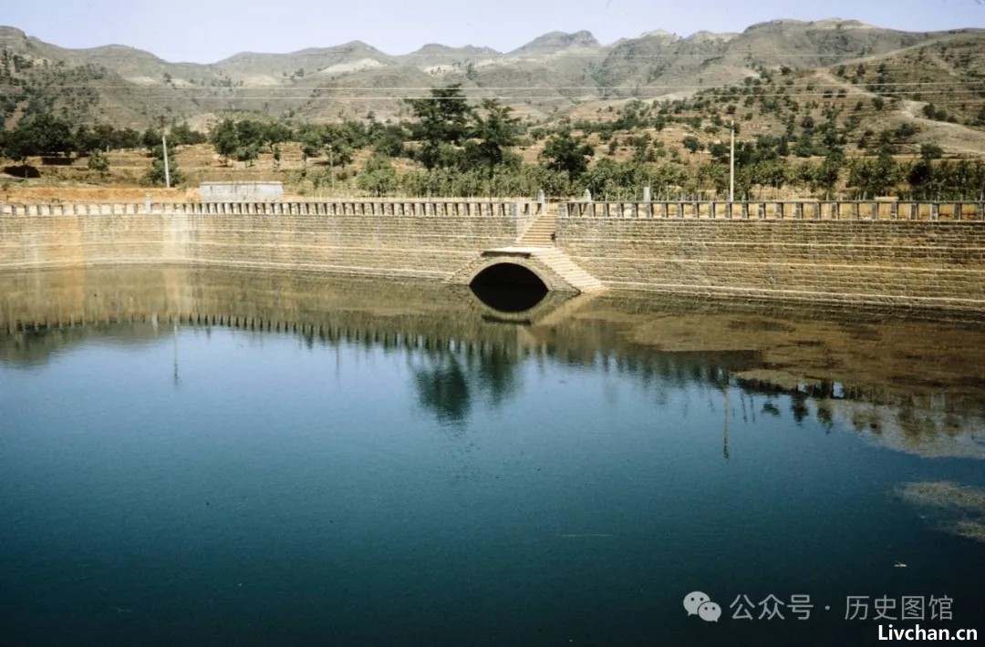 1973年河南林县，42张红旗渠老照片，修建过程震撼人心！