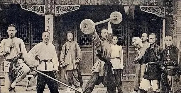 极度诡异的义和团