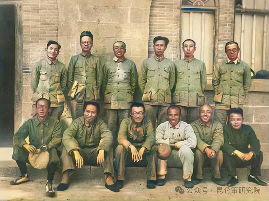 路军：向毛泽东学习当领导