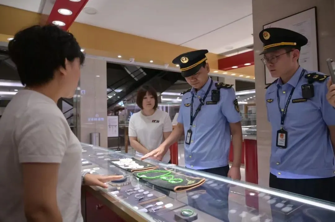 网红称“胖东来玉石获百倍暴利”，许昌市监部门：平均毛利不超20%