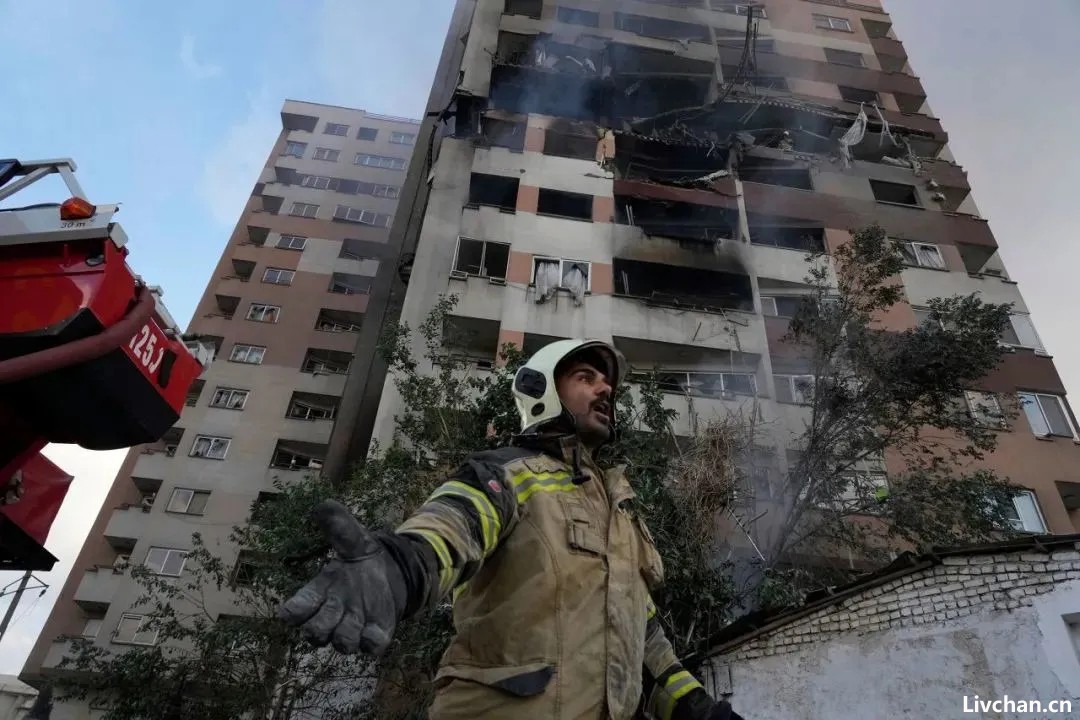 多名高官身亡，重要核设施首度遇袭，伊朗将如何反击以色列？