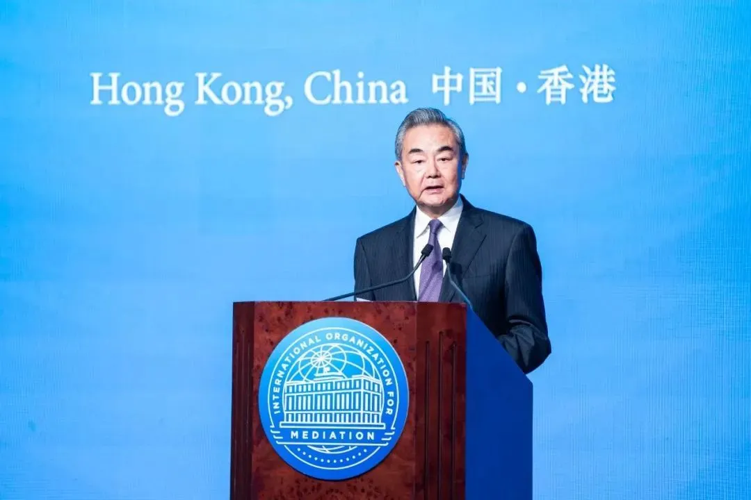 中国能否取代美国领导全球？阎学通：当领导不靠自封，别人非要你当再当