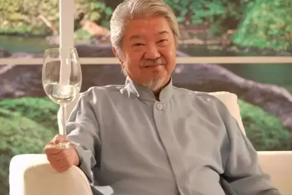 蔡澜离世：靠吃喝玩乐成为活得最明白的中国人