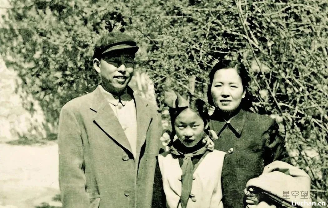 军歌之父：郑律成的命运为何在两国间跌宕起伏？