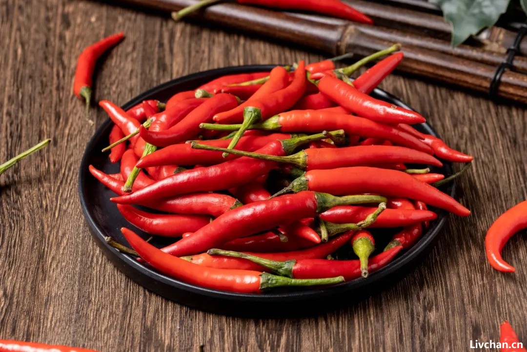10种易堵塞血管的食物和10种保护心血管的食物，列清楚了！