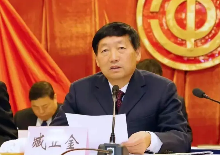两度被查还狂压舆论！这位厅级官员终究栽了， “南京三贪” 已折俩，剩下的躲到何时？