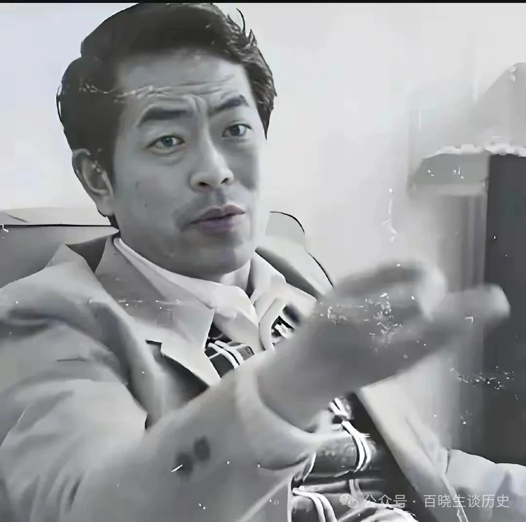 著名大画家范曾二三事