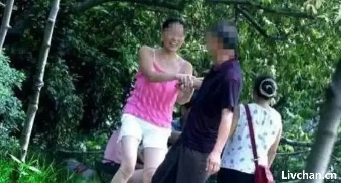 “10元抚摸、20元陪睡”,当老年人生猛的“性欲”被曝光 “10元抚摸、20元陪睡”,当老年人生猛的“性欲”被曝光