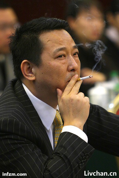 刘汉：从木材贩子到百亿黑社会富豪