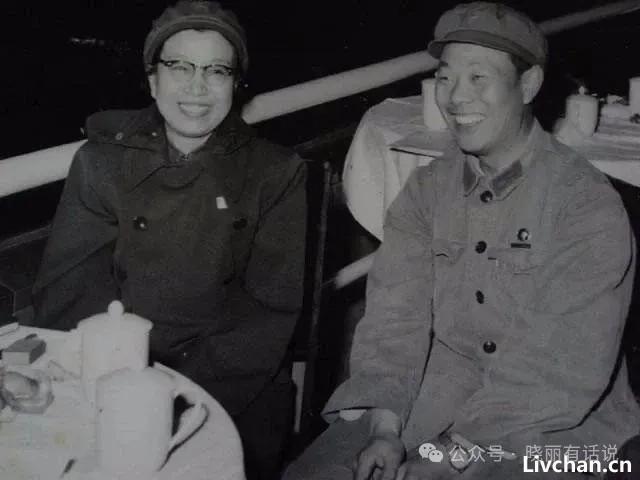 《欧阳海之歌》作者金敬迈：我在秦城七年多没见过月亮