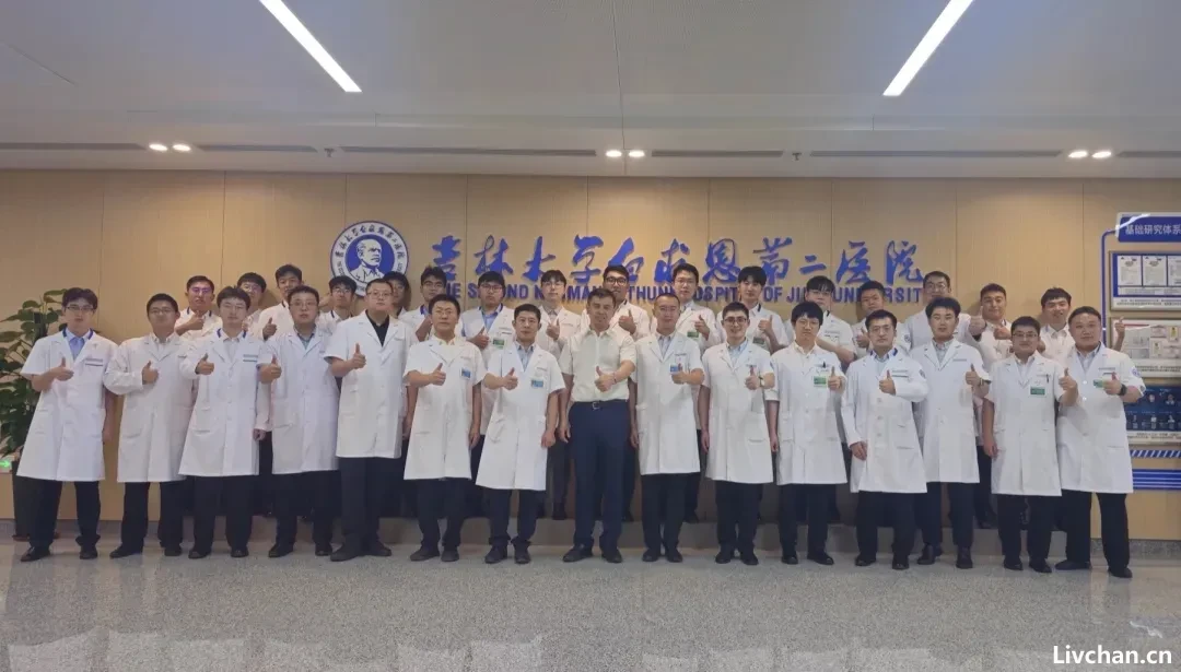 全球首例！中国医生让四肢瘫痪者自主行走