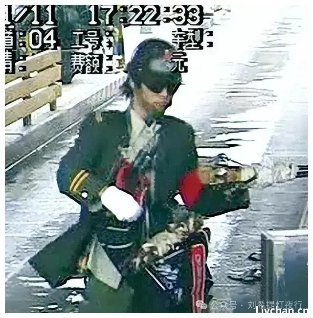 一本书让他“变疯杀人”——革命青年”伍勇的犯罪手记 一本书让他“变疯杀人”——革命青年”伍勇的犯罪手记
