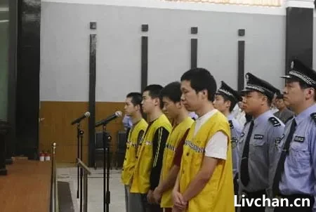 熊猫烧香:李俊的互联网蛮荒往事 熊猫烧香:李俊的互联网蛮荒往事